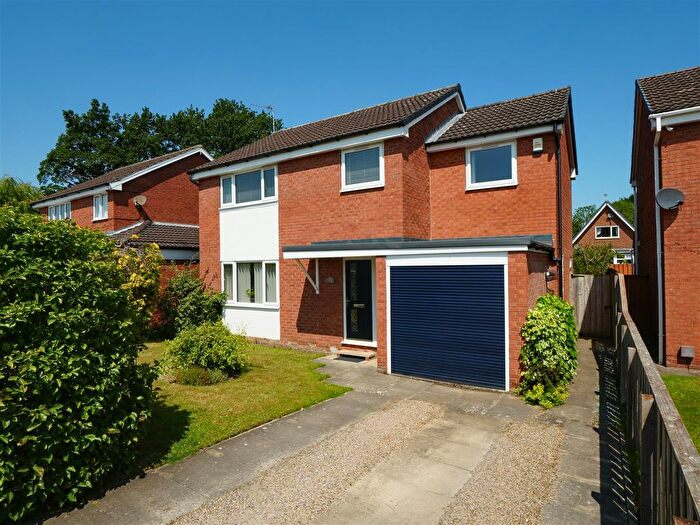 4 Bedroom Detached House For Sale In Mulberry Drive, Haxby, York, YO32