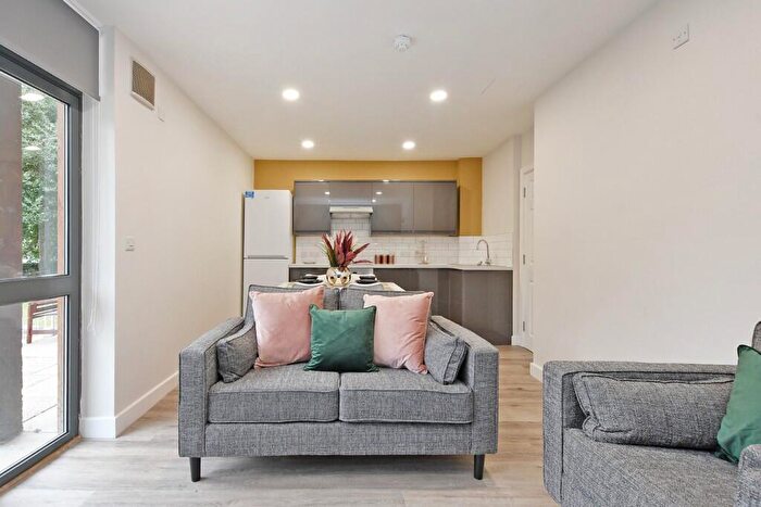 2 Bedroom Apartment To Rent In Broomgrove Apartments, Broomgrove Road, Sheffield, S10