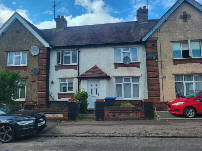 3 Bedroom Terraced House To Rent In Rothesay Terrace, Kingsley, Northampton, NN2
