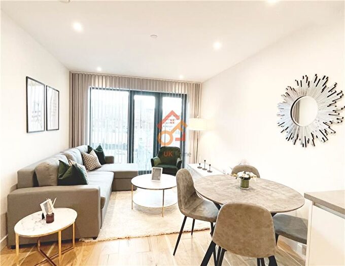 1 Bedroom Flat To Rent In The Axium, Windmill Street, Birmingham, B1