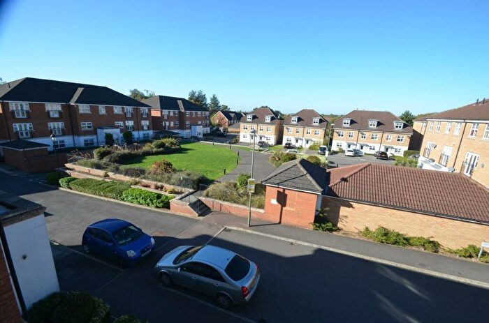 2 Bedroom Flat To Rent In Bressay Drive, Mill Hill, NW7