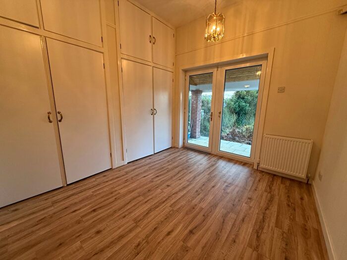 2 Bedroom Bungalow To Rent In Lon Ganol, Llandegfan, LL59