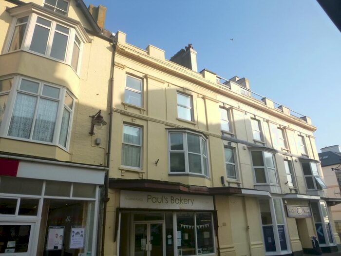 2 Bedroom Flat To Rent In Marine Place, Seaton EX12