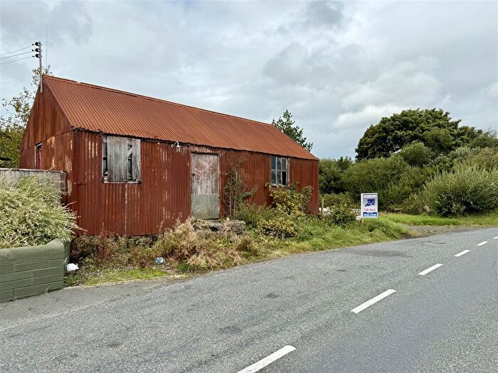 Property For Sale In Cross Inn, Llanon, SY23