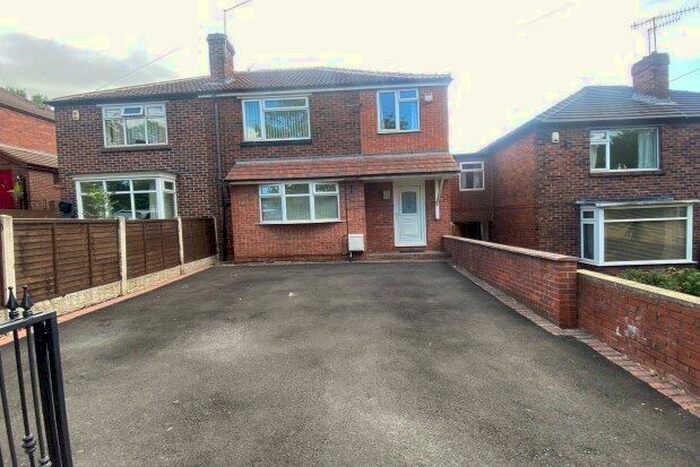 4 Bedroom Property To Rent In East Bawtry Road, Rotherham, S60