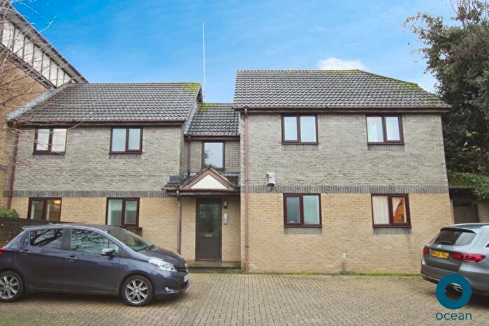 1 Bedroom Flat To Rent In Freemantle Gardens, Eastville, Bristol, BS5