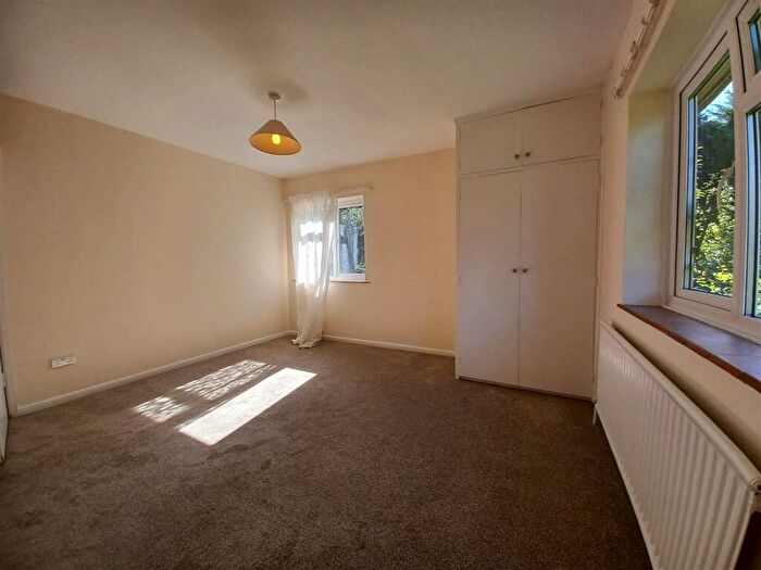 4 Bedroom Detached House To Rent In High Street North, Stewkley, LU7