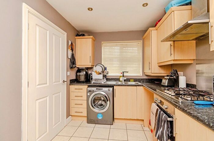 2 Bedroom End Terrace House For Sale In Bird Brook Close, Darlaston, Wednesbury, West Midlands, WS10