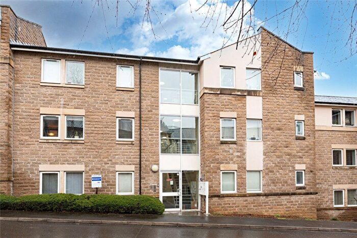 1 Bedroom Flat For Sale In Flat, Priestley Court, Cornmill View, Horsforth, Leeds, West Yorkshire, LS18