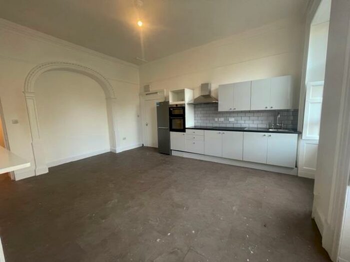 2 Bedroom Flat To Rent In Richmond Terrace, Clifton, Bristol, BS8