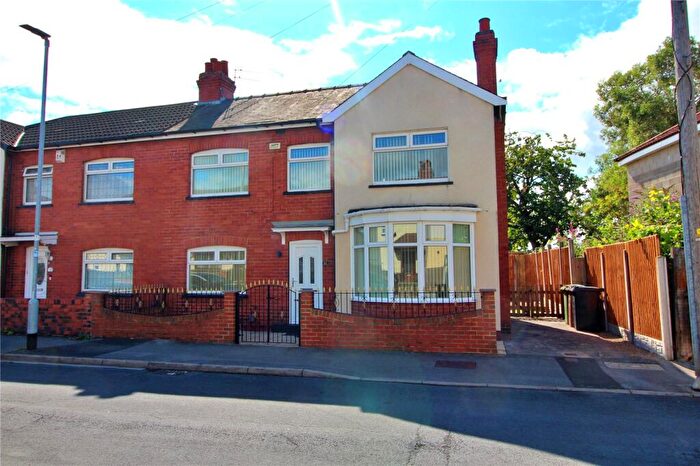 3 Bedroom Semi Detached House For Sale In Ings Road, Leeds, West Yorkshire, LS9