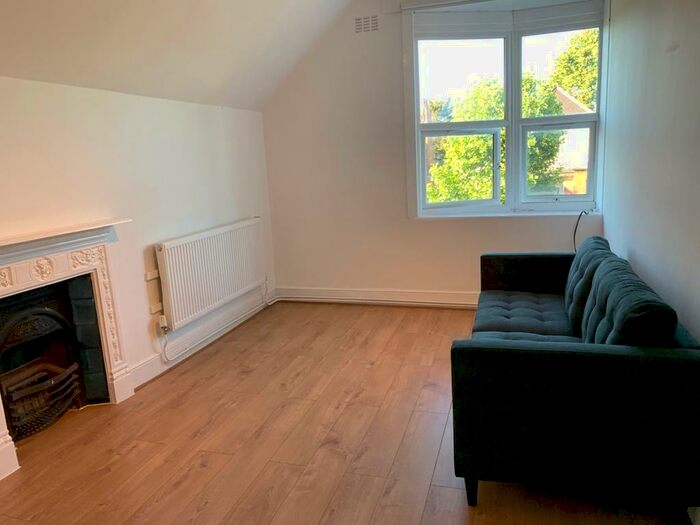 1 Bedroom Flat To Rent In Princes Avenue, Muswell Hill, N10