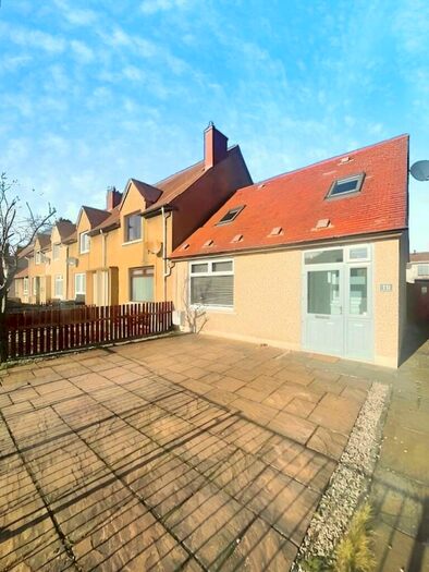 2 Bedroom End Of Terrace House To Rent In Pentland View, Dalkeith, Midlothian, EH22