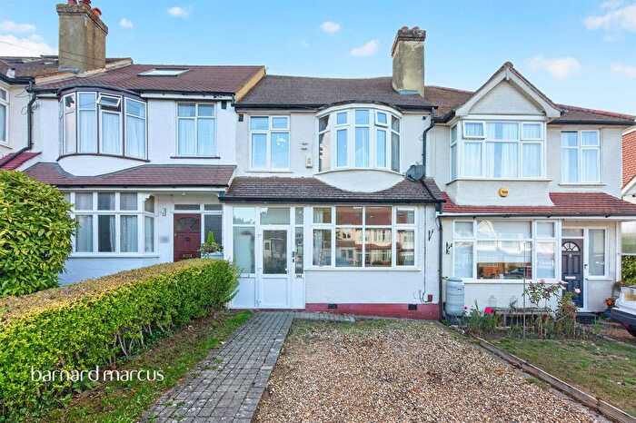 3 Bedroom Terraced House For Sale In Bridgewood Road, Worcester Park, KT4