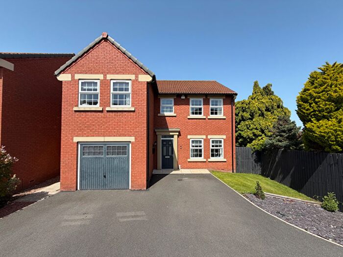 4 Bedroom Detached House For Sale In Rose Farm Meadows, Normanton, West Yorkshire, WF6