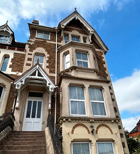 3 Bedroom Apartment To Rent In St. Pauls Terrace, NN2
