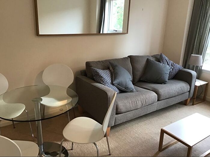 1 Bedroom Flat To Rent In Parkside Terrace, Edinburgh, EH16