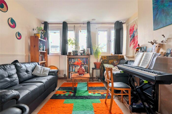 3 Bedroom Apartment To Rent In Bracer House, Whitmore Estate, Hoxton, London, N1