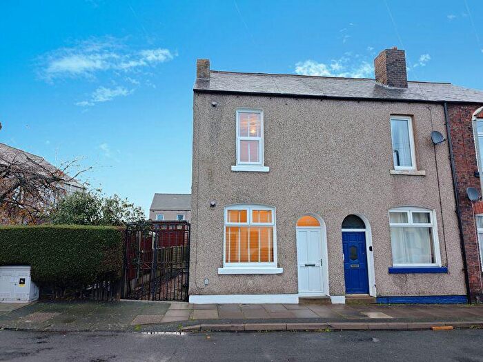 2 Bedroom End Of Terrace House For Sale In Millholme Avenue, Carlisle, CA2