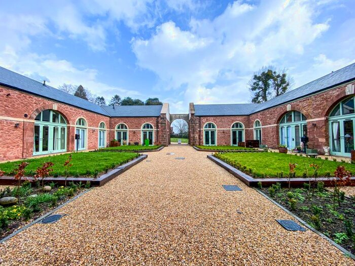 2 Bedroom Barn Conversion For Sale In South, Sandhill Park, Bishops Lydeard, Taunton, TA4