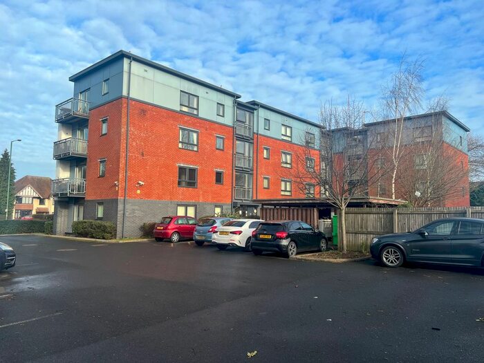 2 Bedroom Flat To Rent In Broadway, Walsall, WS1