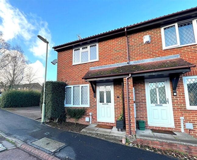 2 Bedroom End Terrace House For Sale In Cropmark Way, Basingstoke, RG22