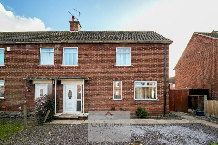 3 Bedroom Semi-Detached House For Sale In Belmont Drive, Saltney Ferry, CH4