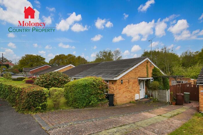 2 Bedroom Semi-Detached Bungalow For Sale In Stream Pit Lane, Sandhurst, Cranbrook, TN18