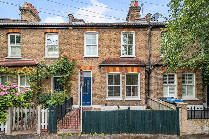 2 Bedroom Detached House For Sale In Nelson Road, Wimbledon, London, SW19