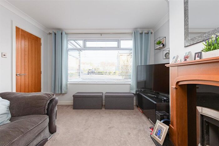 3 Bedroom Semi-Detached House For Sale In Woodlands Road, Lancaster, LA1