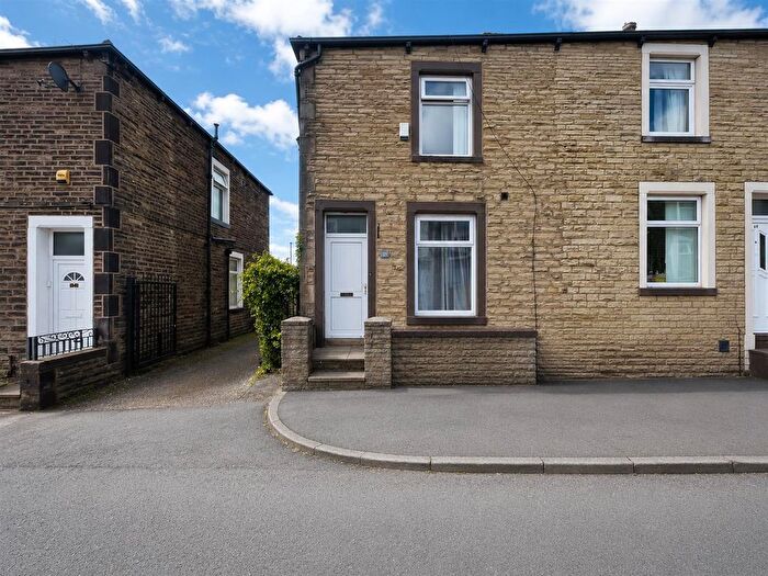 4 Bedroom End Terrace House For Sale In Colbran Street, Burnley, BB10