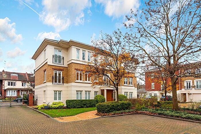 2 Bedroom Flat To Rent In Cambridge Road, Twickenham, TW1