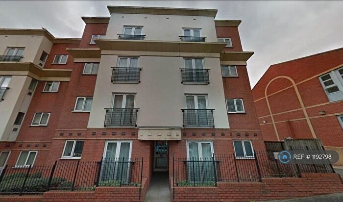 2 Bedroom Flat To Rent In Sterling Court, Birmingham, B1