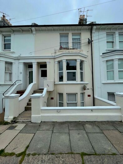 1 Bedroom Flat To Rent In Goldstone Road, Hove, BN3