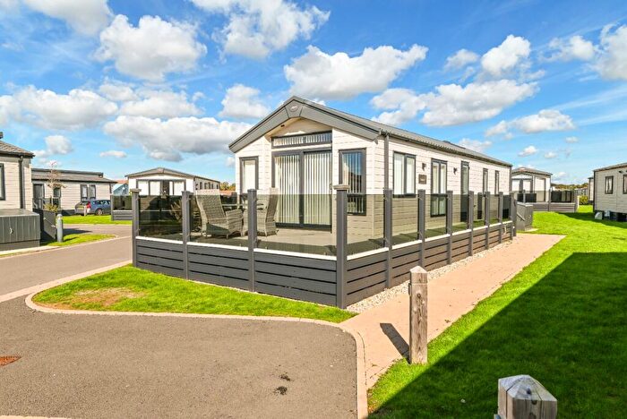 2 Bedroom Park Home For Sale In Clifftop View, Hoburne Naish Holiday Park, Barton On Sea, Hampshire, BH25