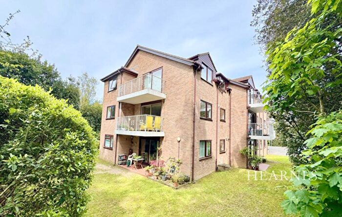2 Bedroom Apartment For Sale In Dean Park Road, Dean Park, Bournemouth, BH1