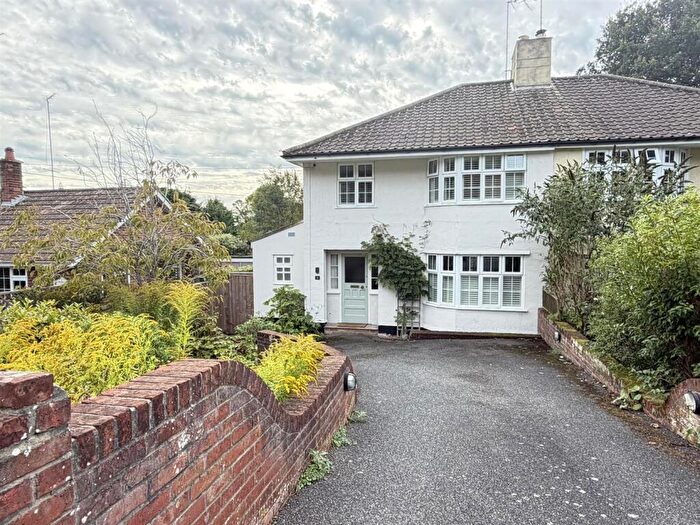 3 Bedroom Semi-Detached House To Rent In Woodbridge, IP12