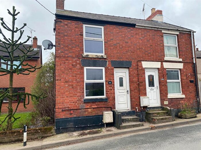 2 Bedroom Semi Detached House For Sale In Stryt Issa, Penycae, LL14