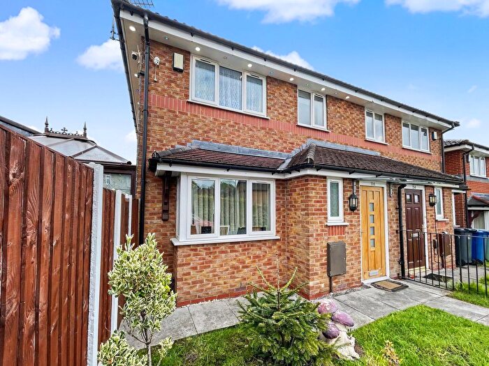 3 Bedroom Semi-Detached House For Sale In Ribble Drive, Whitefield, M45