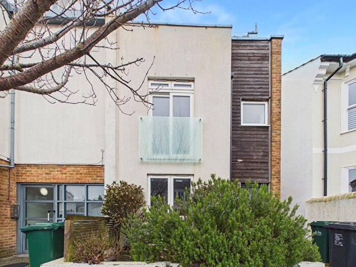 3 Bedroom End Of Terrace House For Sale In Coleridge Street, Hove, BN3