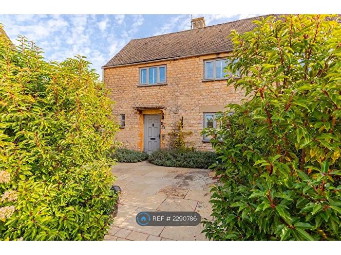 2 Bedroom Semi-Detached House To Rent In Coronation Close, Chipping Campden, GL55