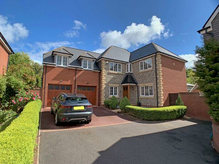 5 Bedroom Detached House For Sale In Stowbrook, Sidmouth, EX10