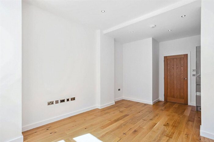1 Bedroom Flat For Sale In Flat, Camden Street, Birmingham, West Midlands, B1