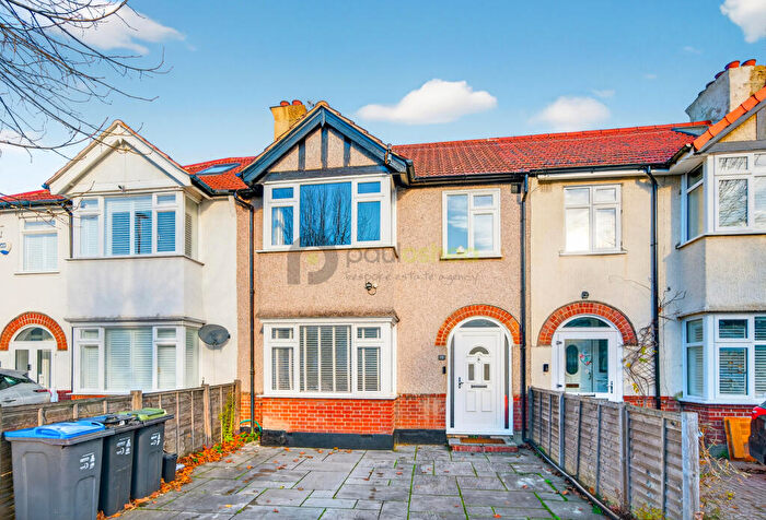 3 Bedroom Terraced House For Sale In Lodge Avenue, Croydon, Surrey, CR0