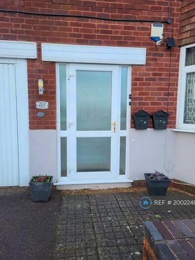 1 Bedroom Flat To Rent In Springfield Road, Sutton Coldfield, B76