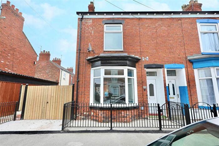 2 Bedroom End Of Terrace House To Rent In Rosmead Street, Hull, HU9
