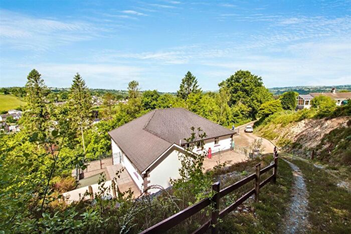 4 Bedroom Detached House For Sale In Drefach Felindre, Llandysul, SA44