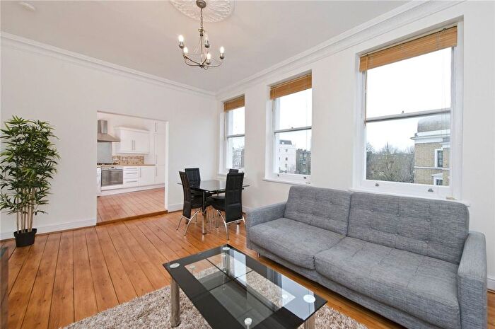 2 Bedroom Flat To Rent In Cromwell Crescent, Kensington, SW5