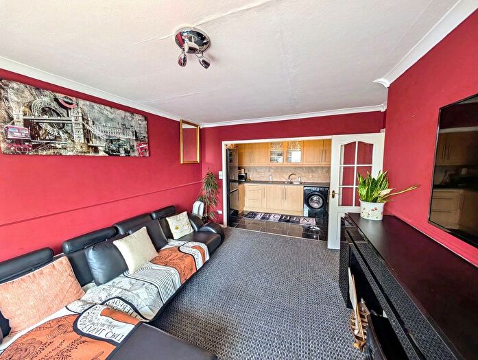 2 Bedroom Flat For Sale In Claymond Court, Norton, Stockton-On-Tees, TS20