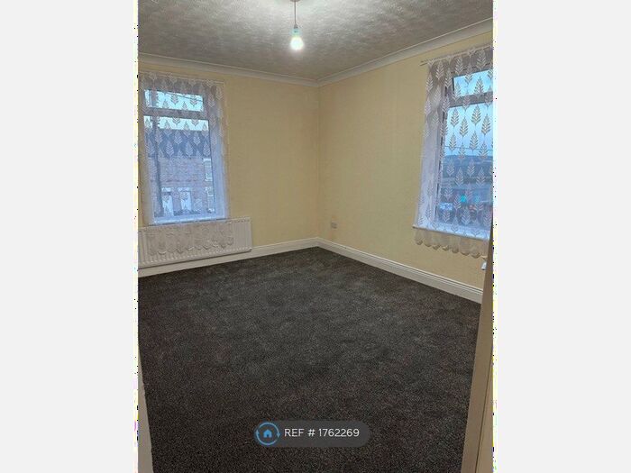 2 Bedroom Flat To Rent In Derwent Street, Chopwell, Newcastle Upon Tyne, NE17